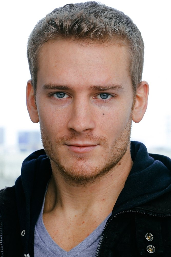 et billede af Nicholas James