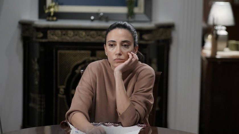 Mundos opuestos 2x29