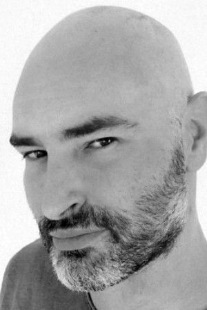 et billede af Marc Quenehen