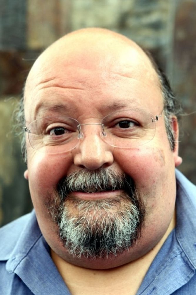 et billede af Carlos Cobos