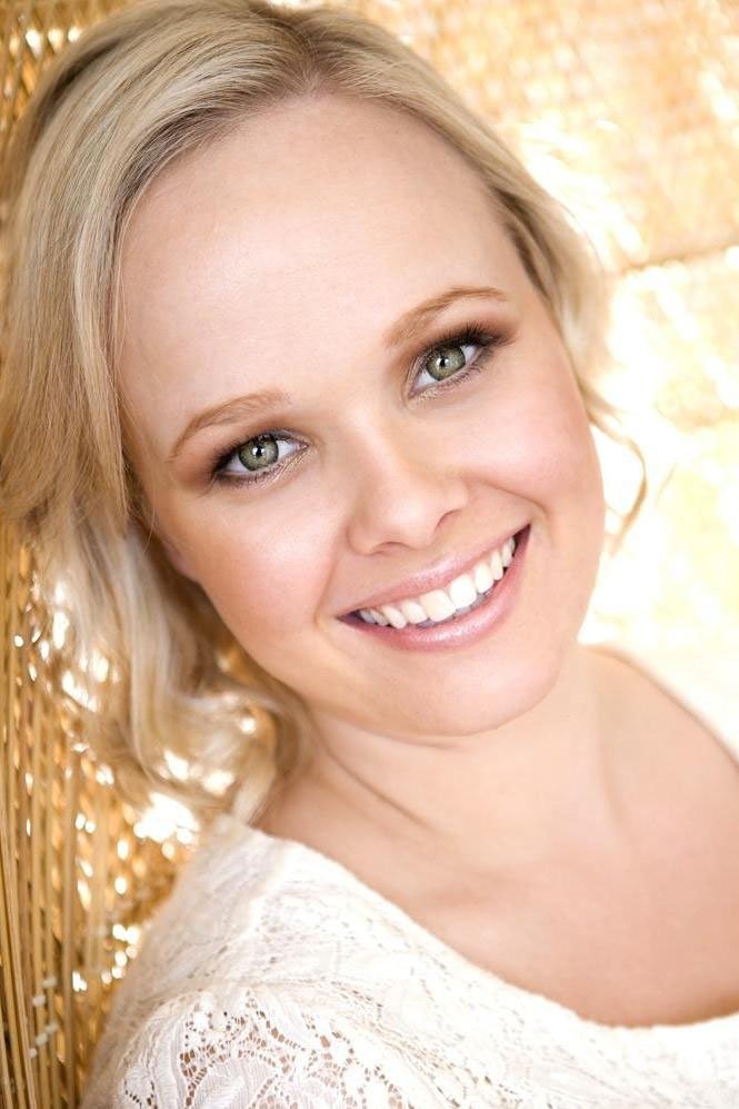 et billede af Katie Robertson