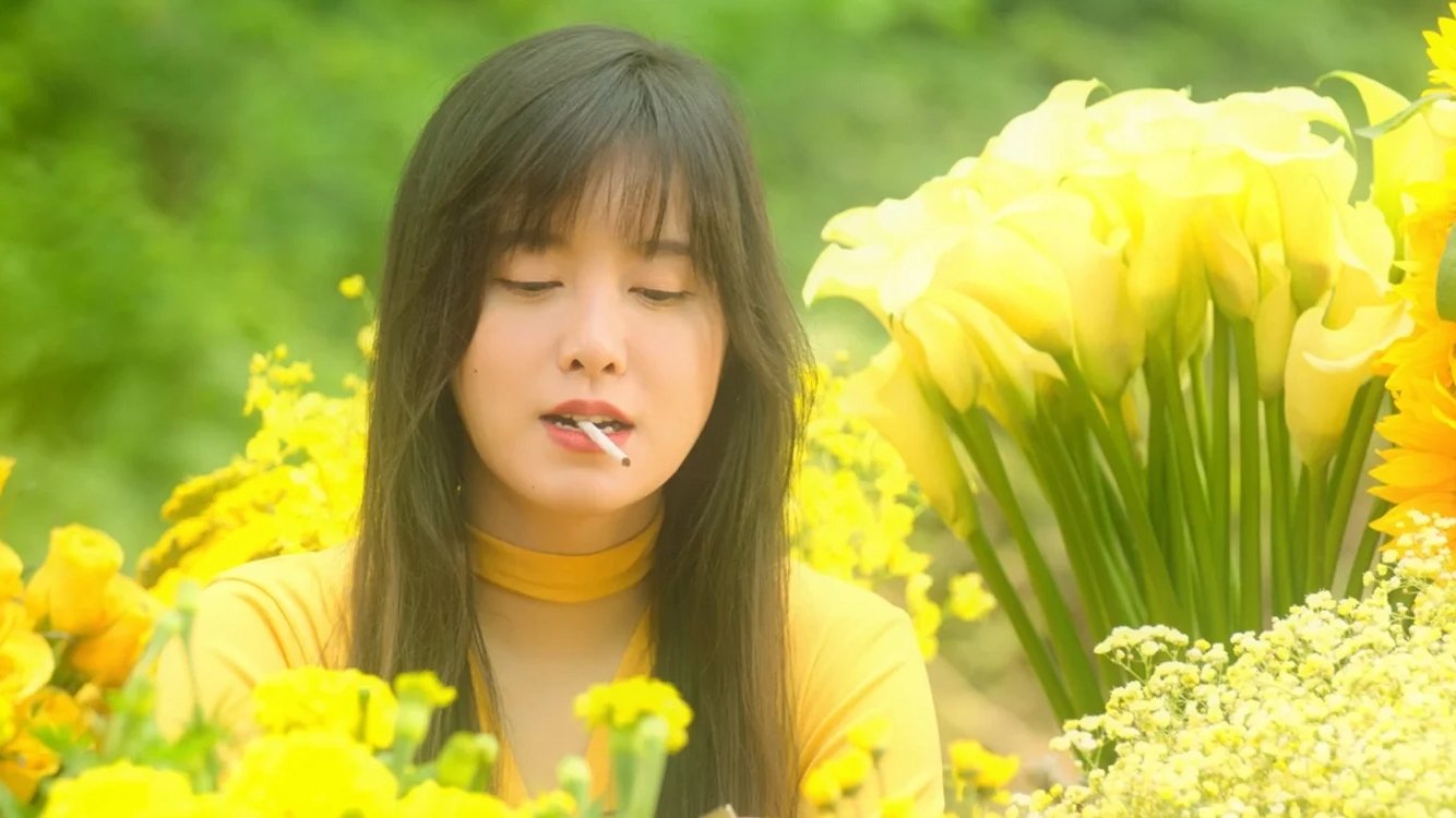 Dark Yellow (2021)
