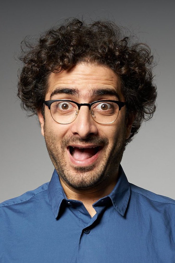 et billede af Lambros Fisfis