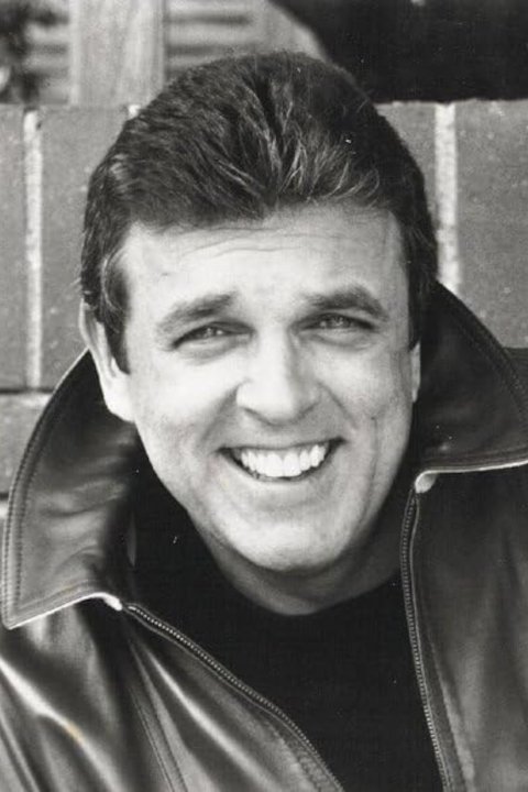 et billede af Bobby Cooper