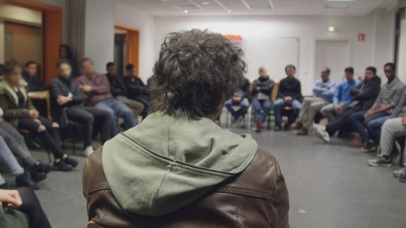 Le Monde En Face - La France face aux repentis du djihad