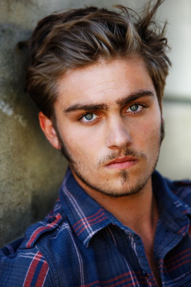 et billede af Luke Dressler