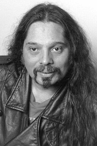 et billede af Paul James Vasquez