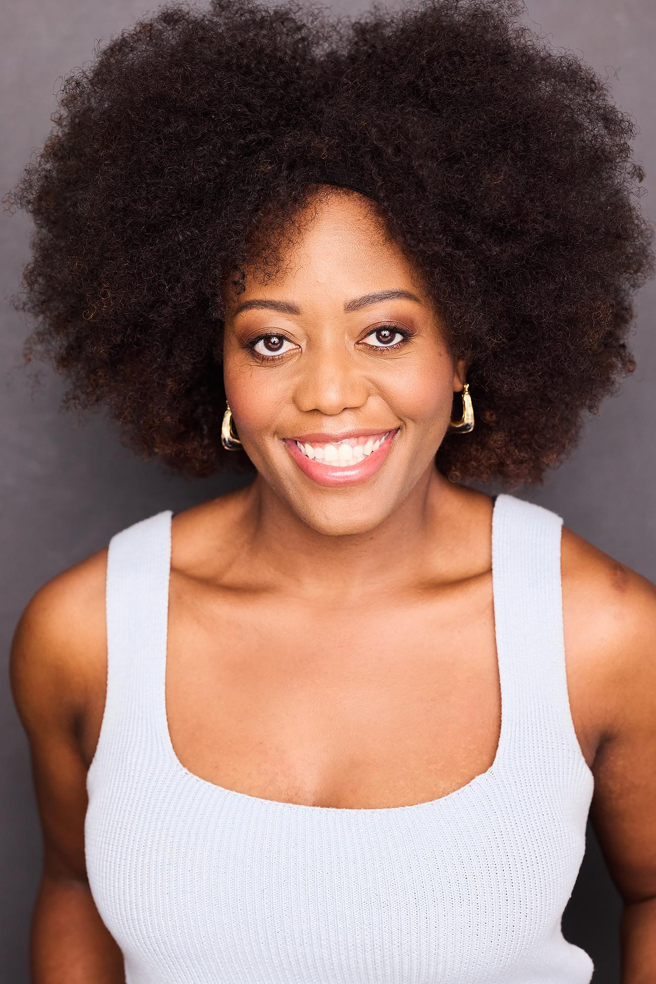 et billede af Angela Alise