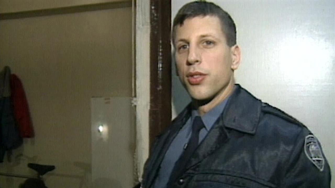 To Serve and Protect S02E05 backdrop