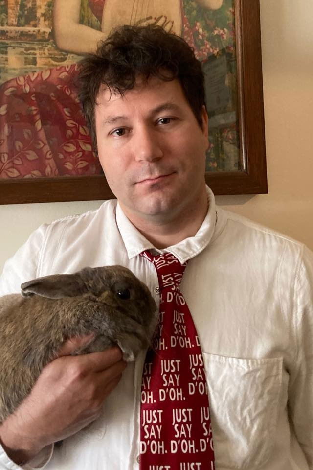 et billede af Elliot Scott