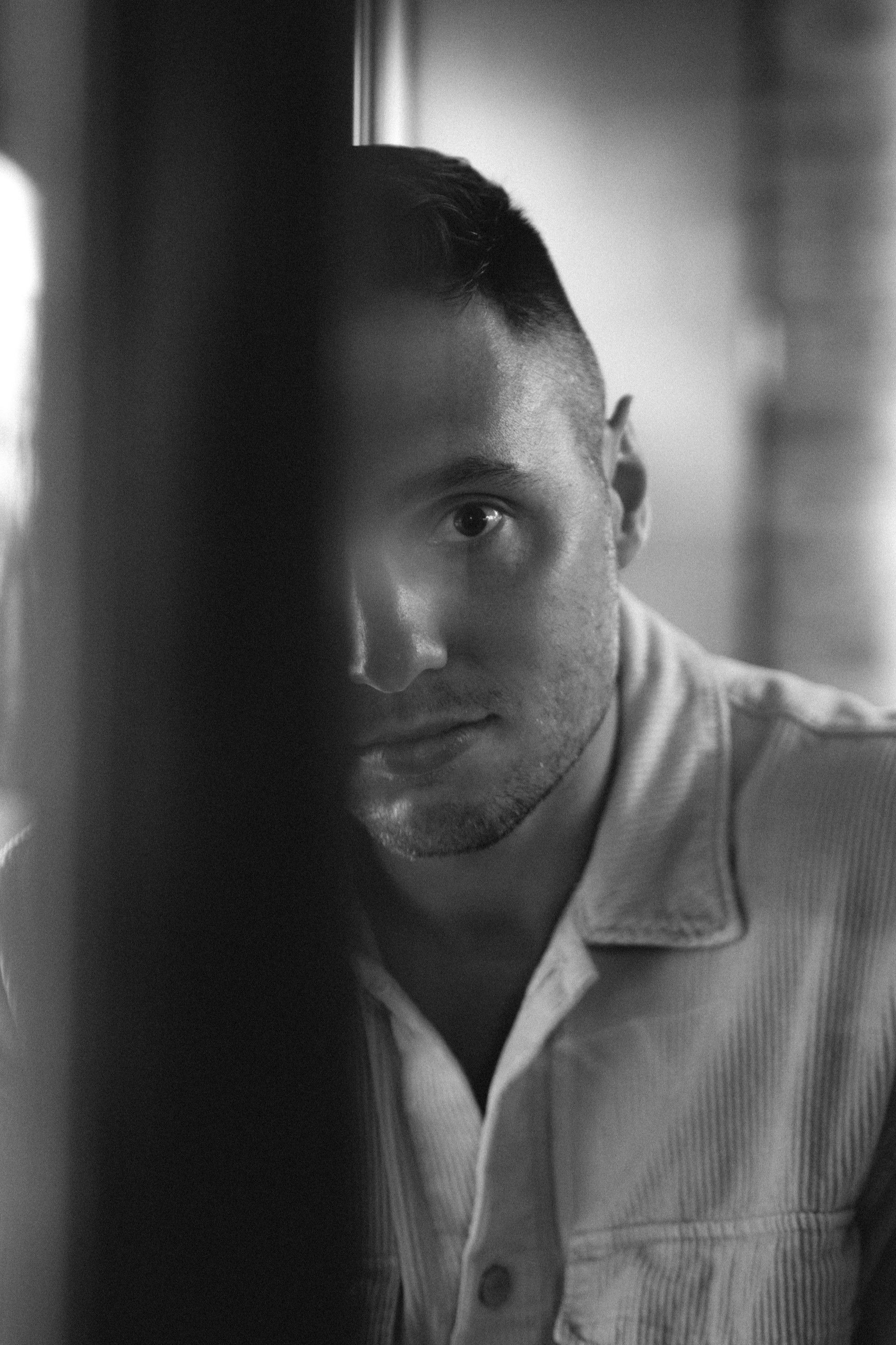 et billede af Manny Gumina