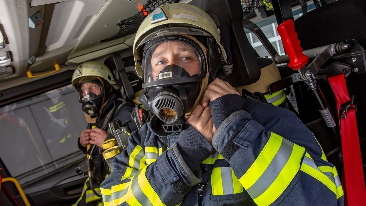 Feuer & Flamme – Mit Feuerwehrmännern im Einsatz