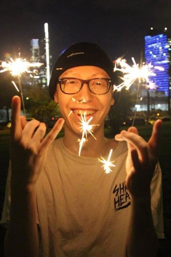 et billede af Chris Rivera