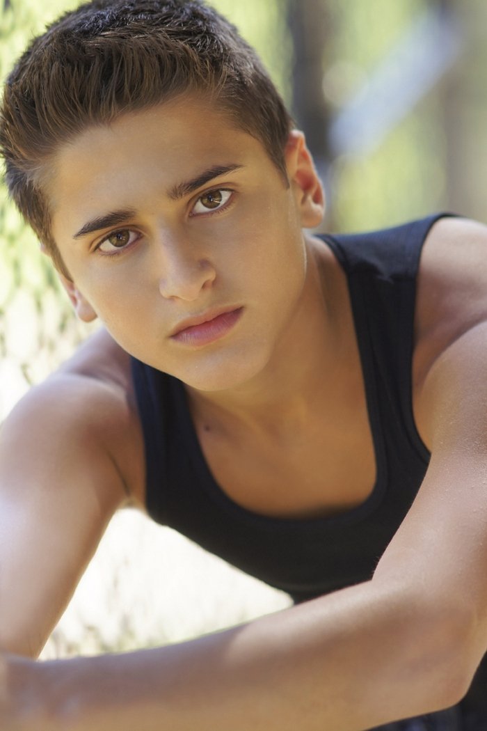 et billede af Aaron R Landon