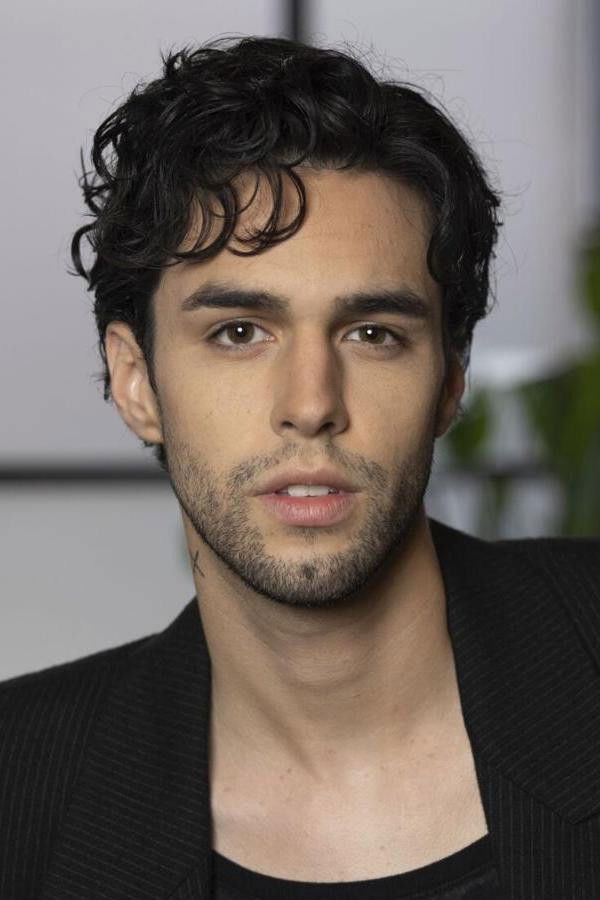 et billede af Stephen Sanchez