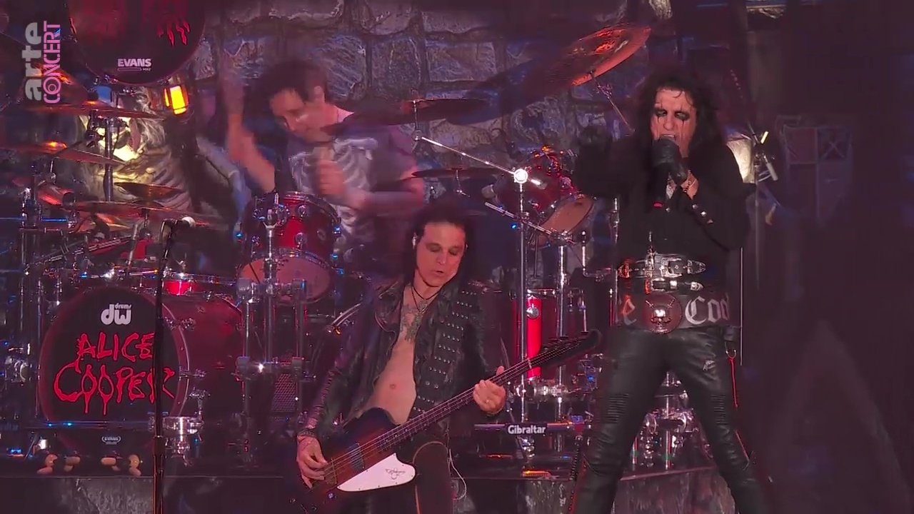 Alice Cooper - Road (Live at Hellfest 2022) (2022)