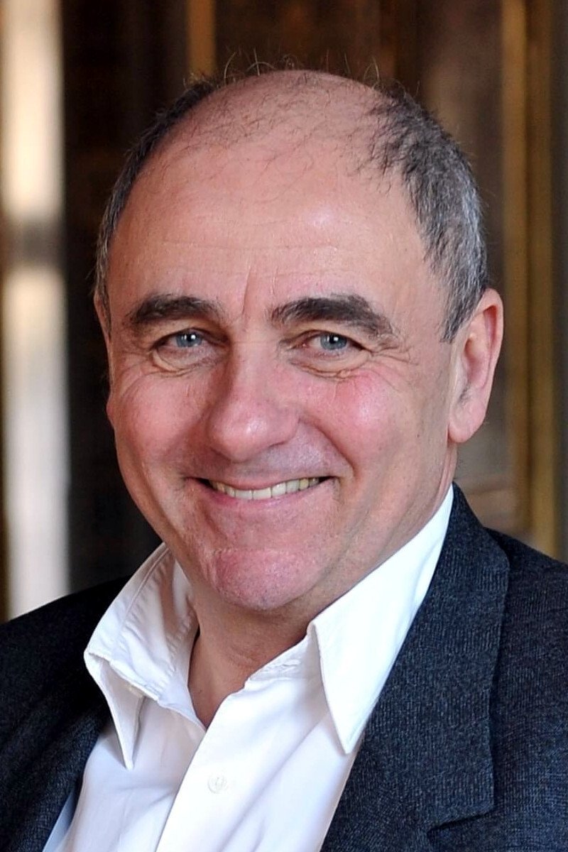 et billede af Jean-Louis Missika