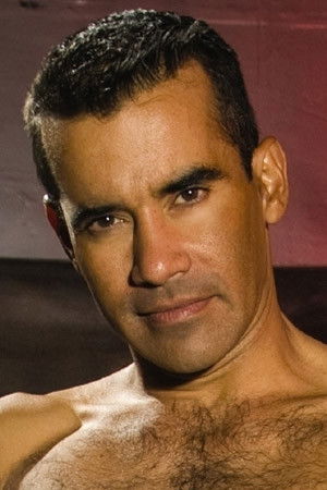 et billede af Armando Cortez