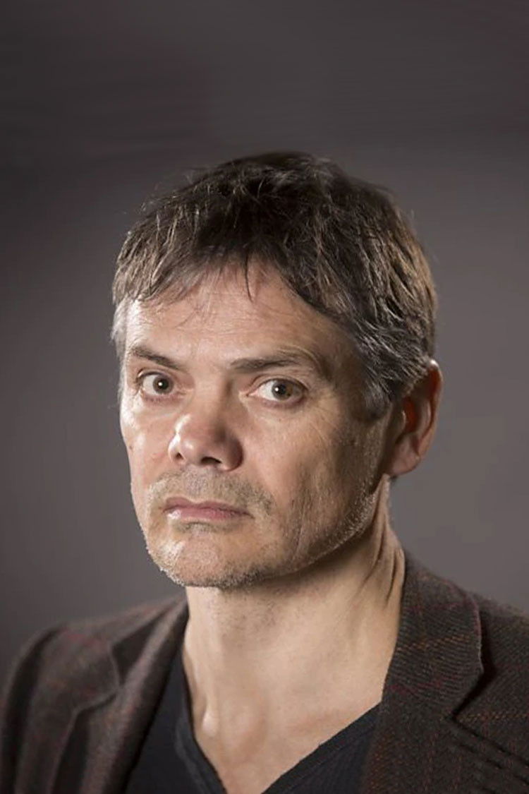 et billede af Timothy Watson