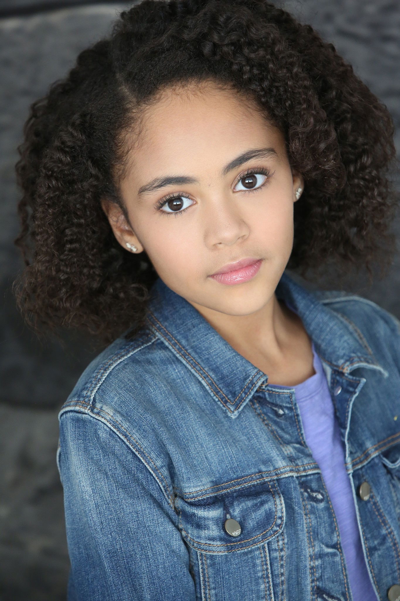 et billede af Charlotte MacLeod