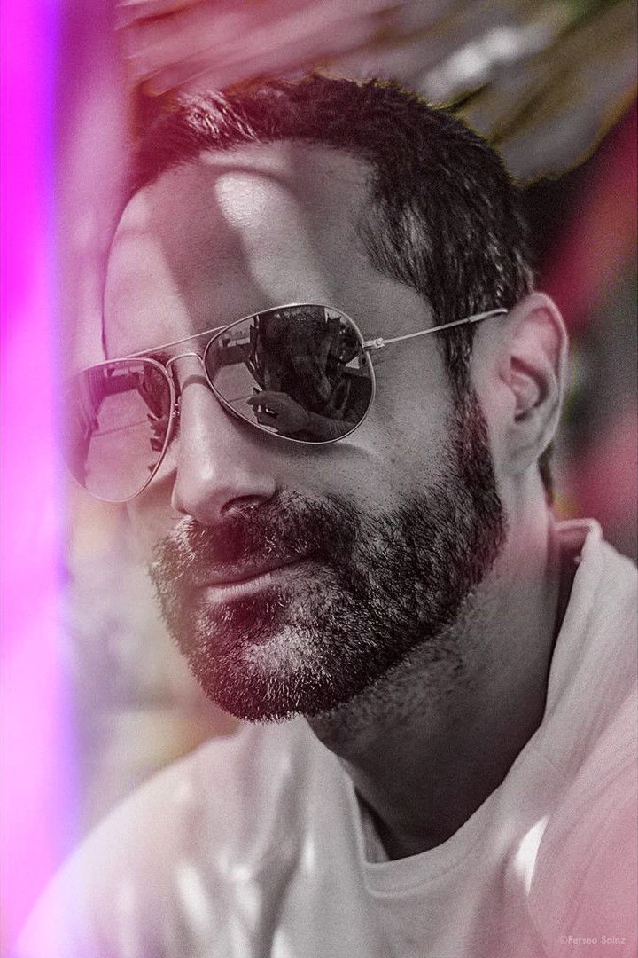 et billede af Aarón Balderi