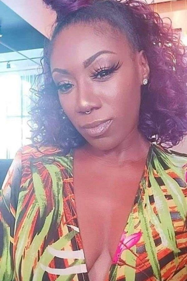 et billede af Mahogany Darkberry