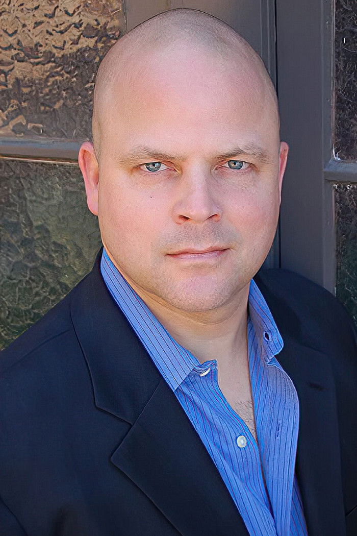 et billede af Adrián Colón