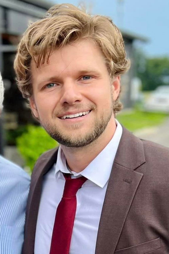 et billede af Joshua Triezenberg