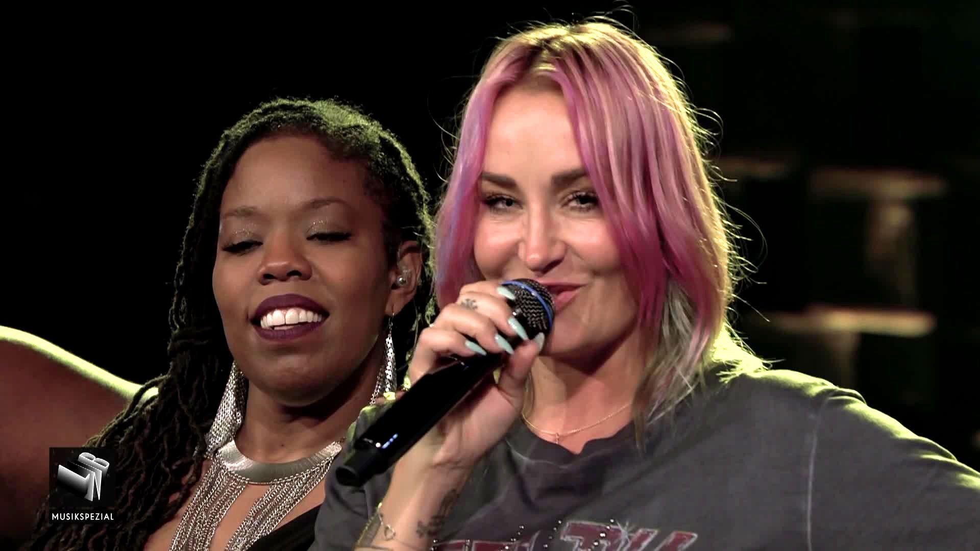 Thumbnail for Sarah Connor Music Special Season 0 Episode 8