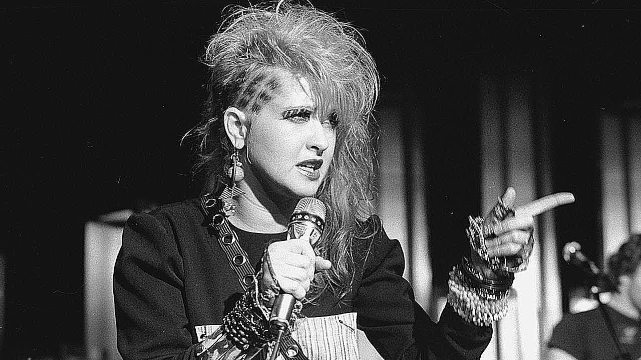 Cyndi Lauper -  Live in Paris (1987)