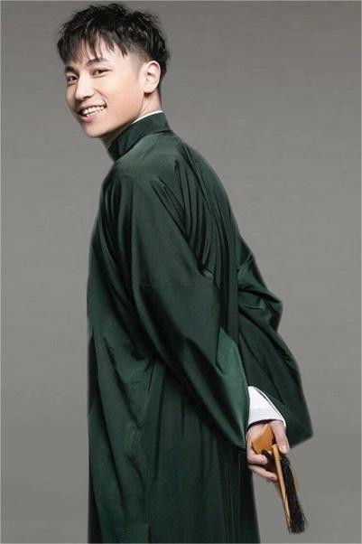 et billede af Jiulong Wang