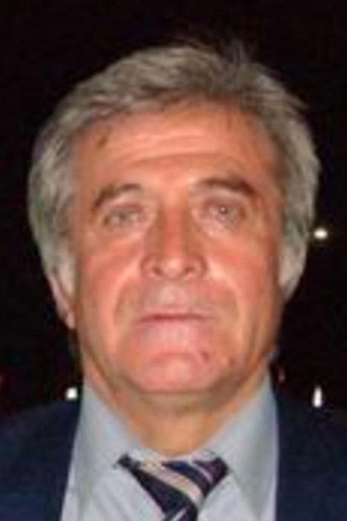 et billede af Sadık Deveci