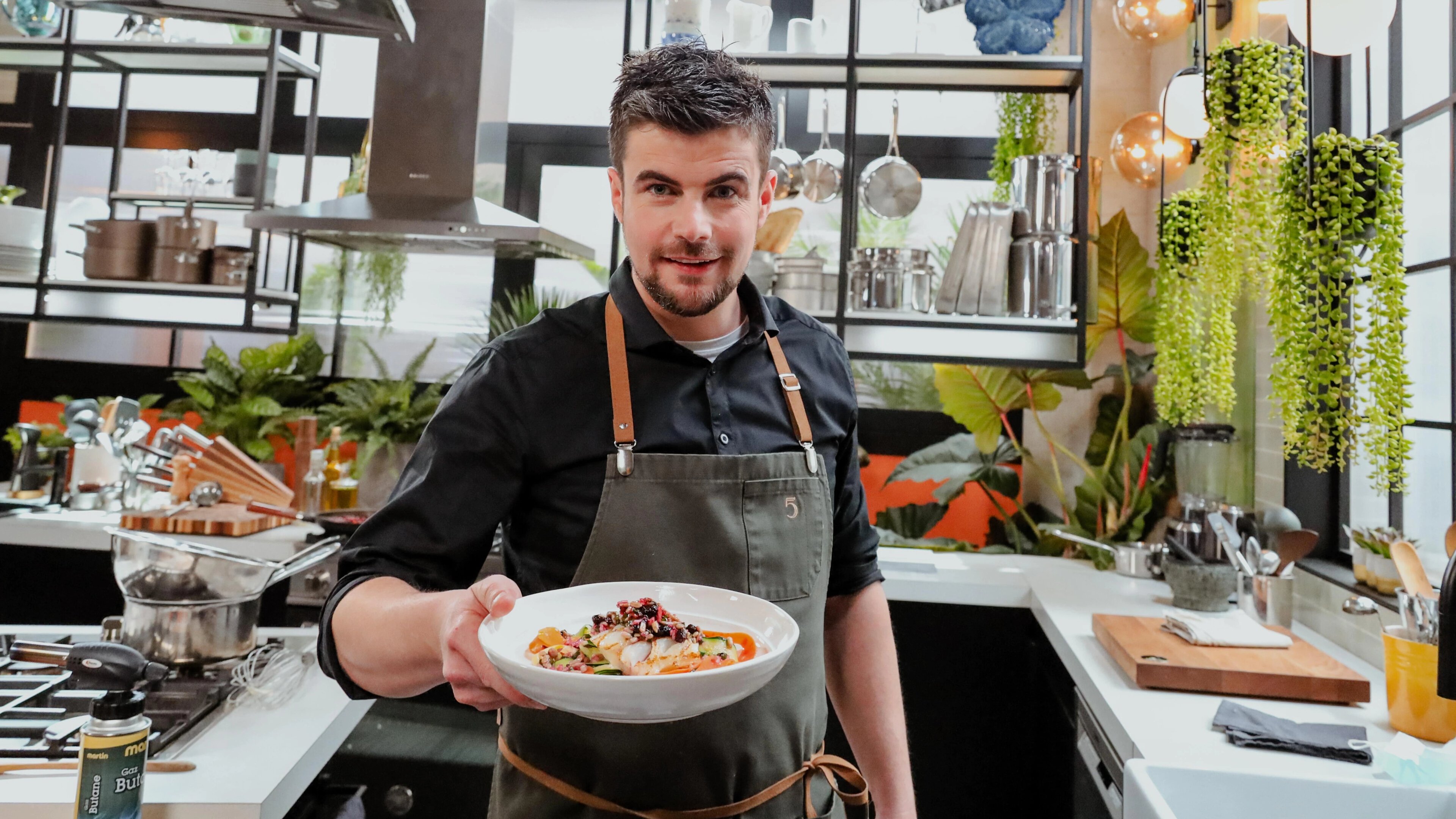 5 chefs dans ma cuisine Staffel 1 :Folge 120 