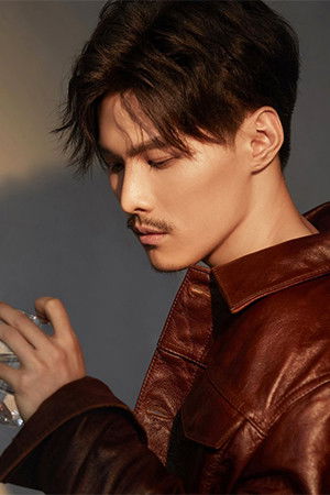 et billede af Eddie Chow