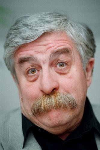 et billede af Július Satinský