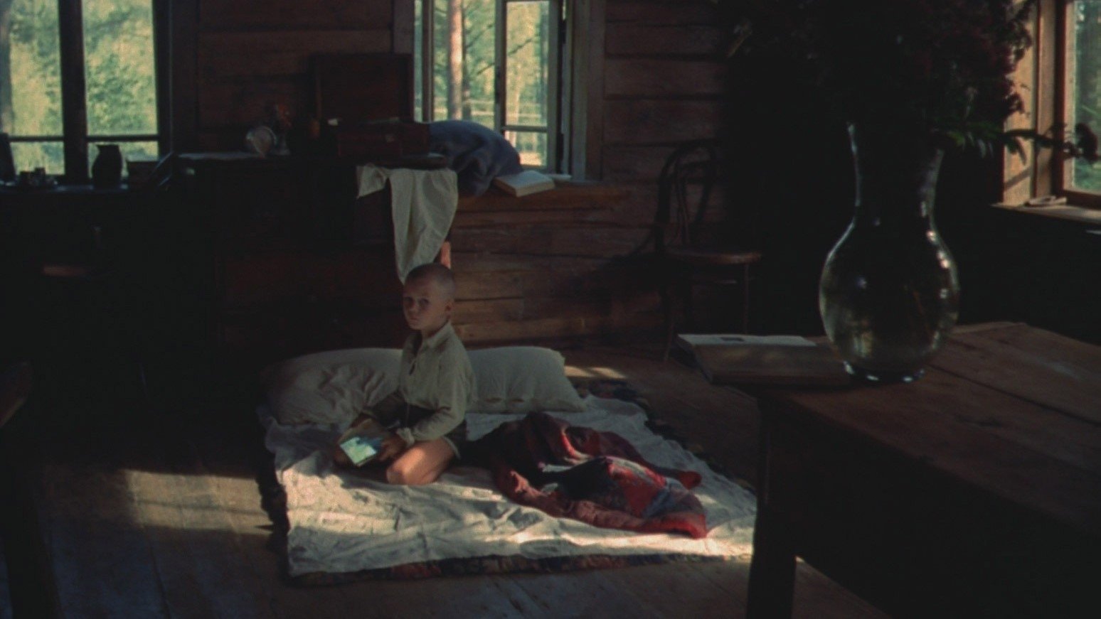 Le Miroir (1975)