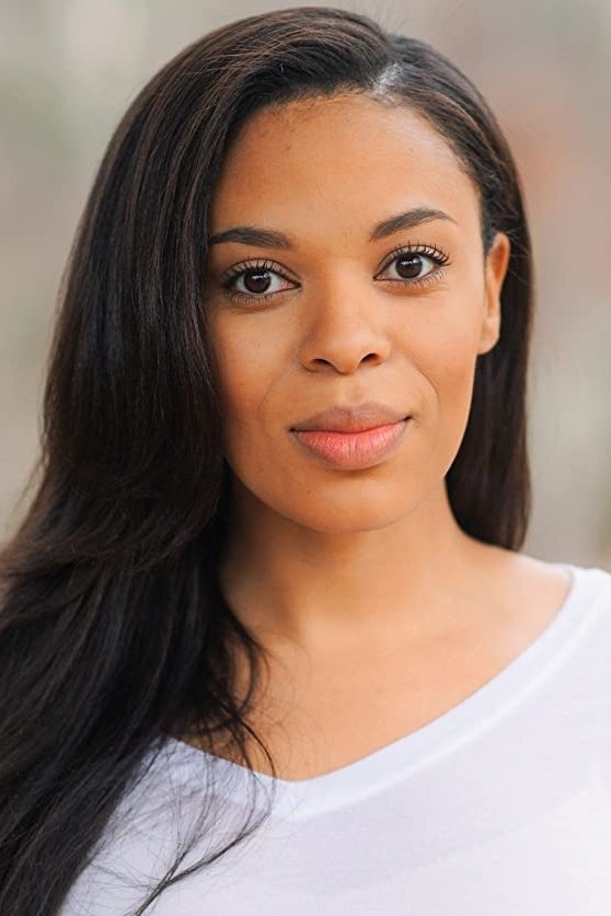 et billede af Crystal Alicia Garrett