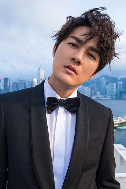 et billede af Kenji Wu