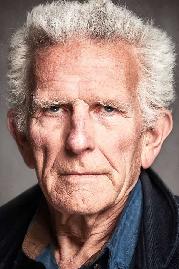 et billede af Colin Bennett