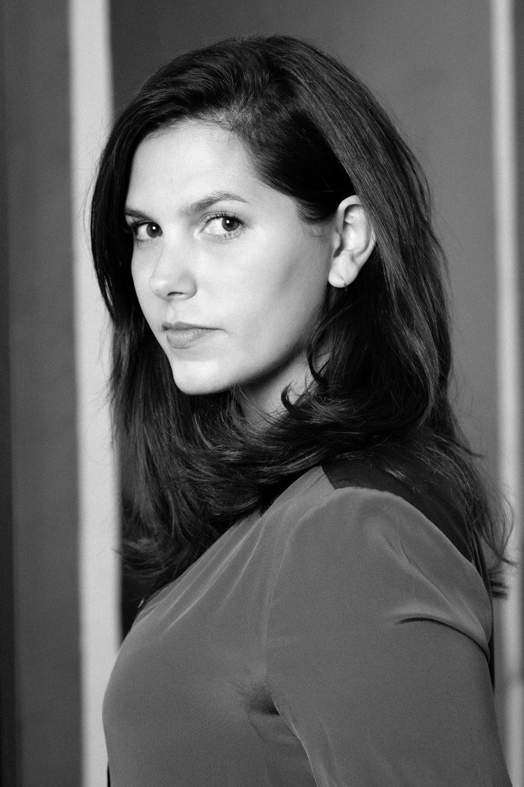 et billede af Iris Brey