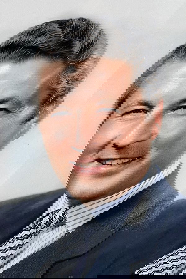 et billede af Kenan Pars