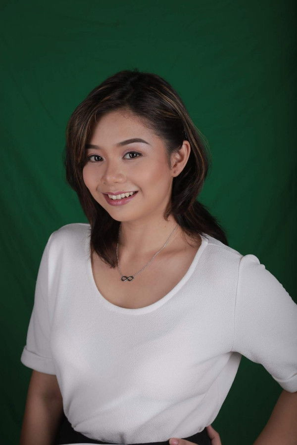 et billede af Kristine Abbey