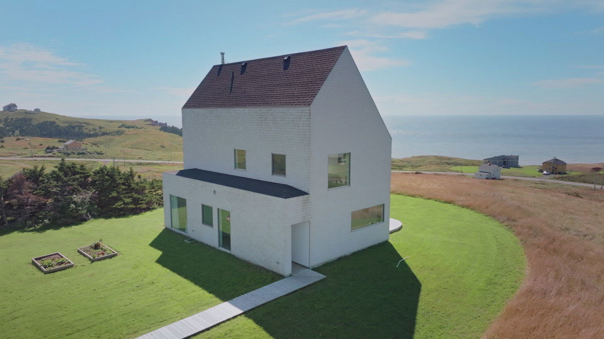 Beach Cottage Chronicles S03E01 backdrop