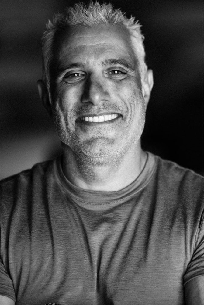 et billede af Sandy Collora