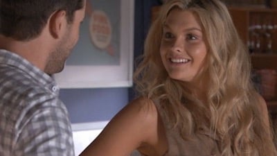 Home and Away 32x29