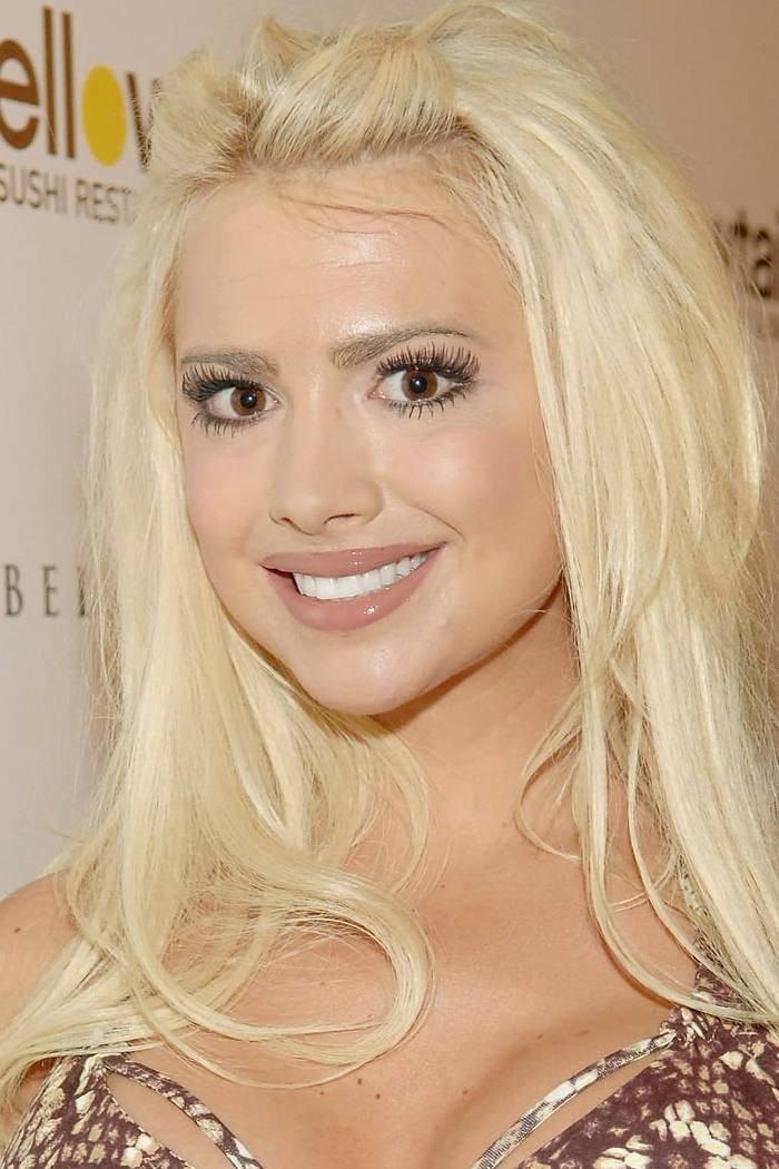 et billede af Destiny Davis