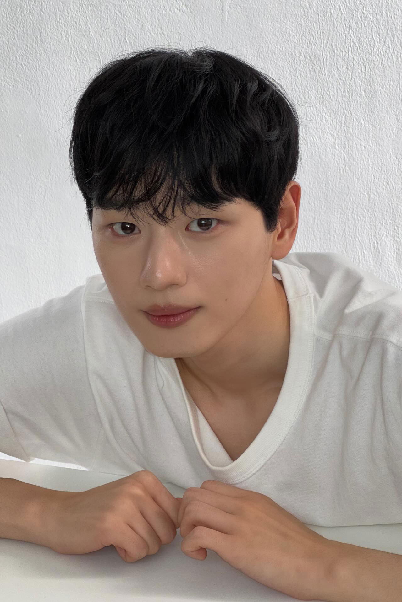 et billede af Bang Won-kyou