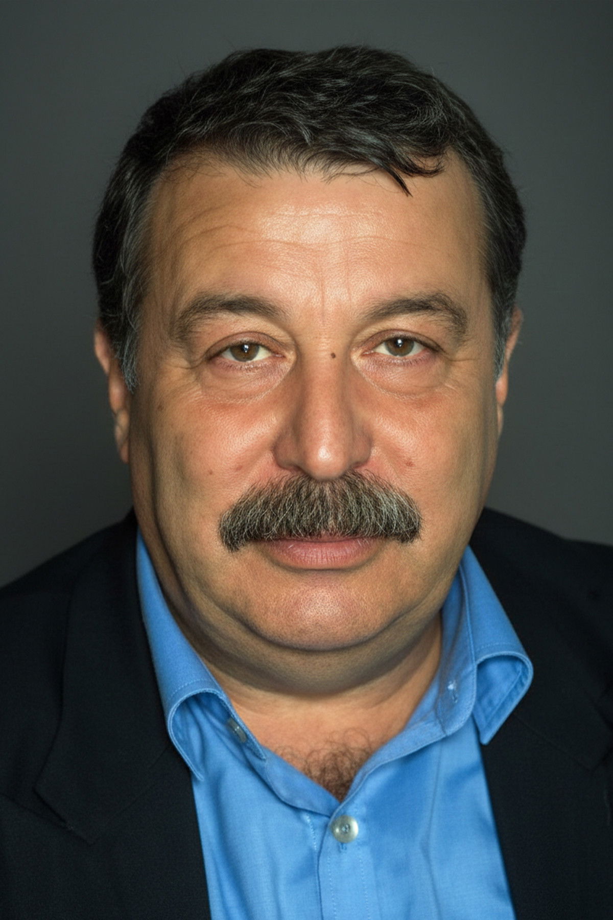 et billede af Aykut Oray