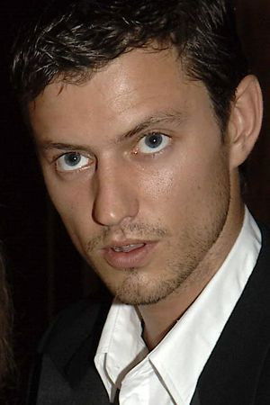 et billede af Roger Smore