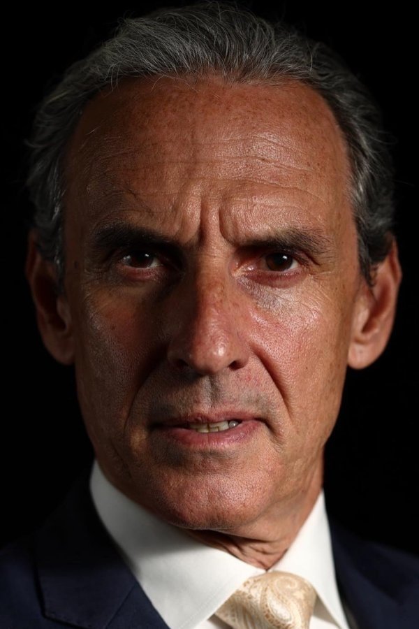 et billede af Mitcho Batalov